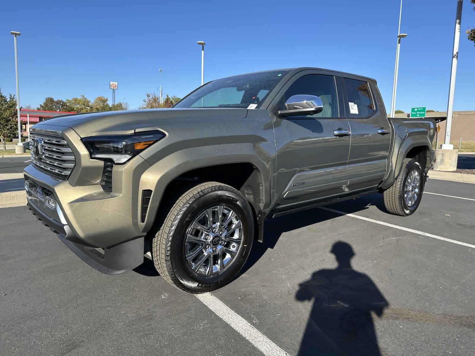 2024 Toyota Tacoma Limited Double Cab 5 Bed AT 4