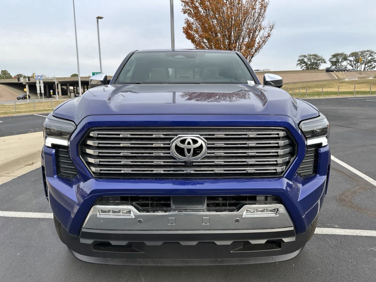 2024 Toyota Tacoma Limited Double Cab 5 Bed AT 3