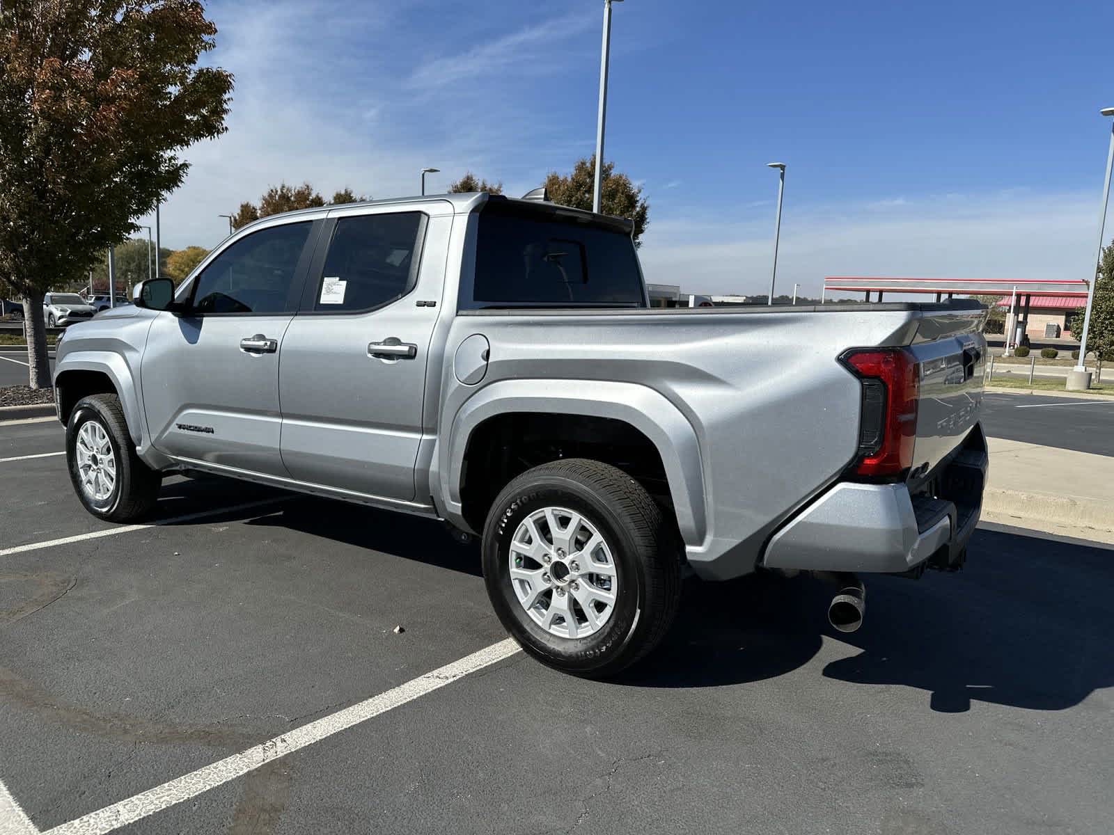 2024 Toyota Tacoma SR5 Double Cab 5 Bed AT 6