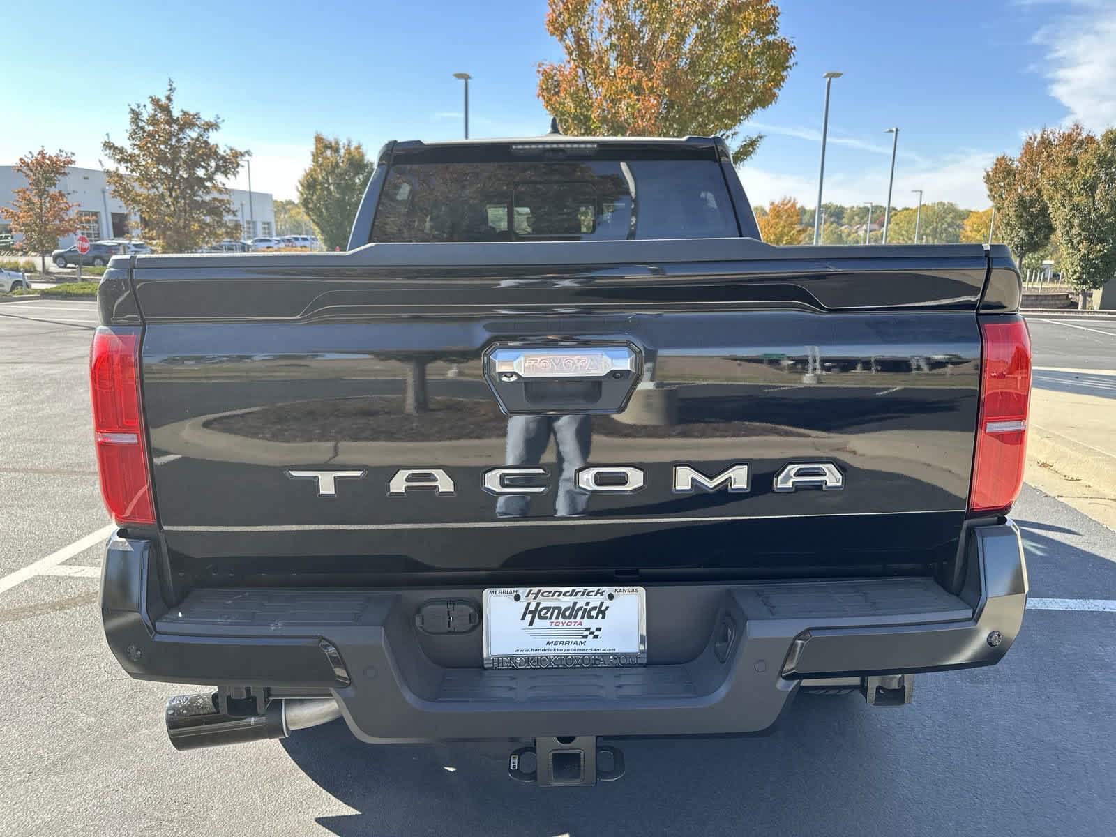 2024 Toyota Tacoma Limited Double Cab 5 Bed AT 7