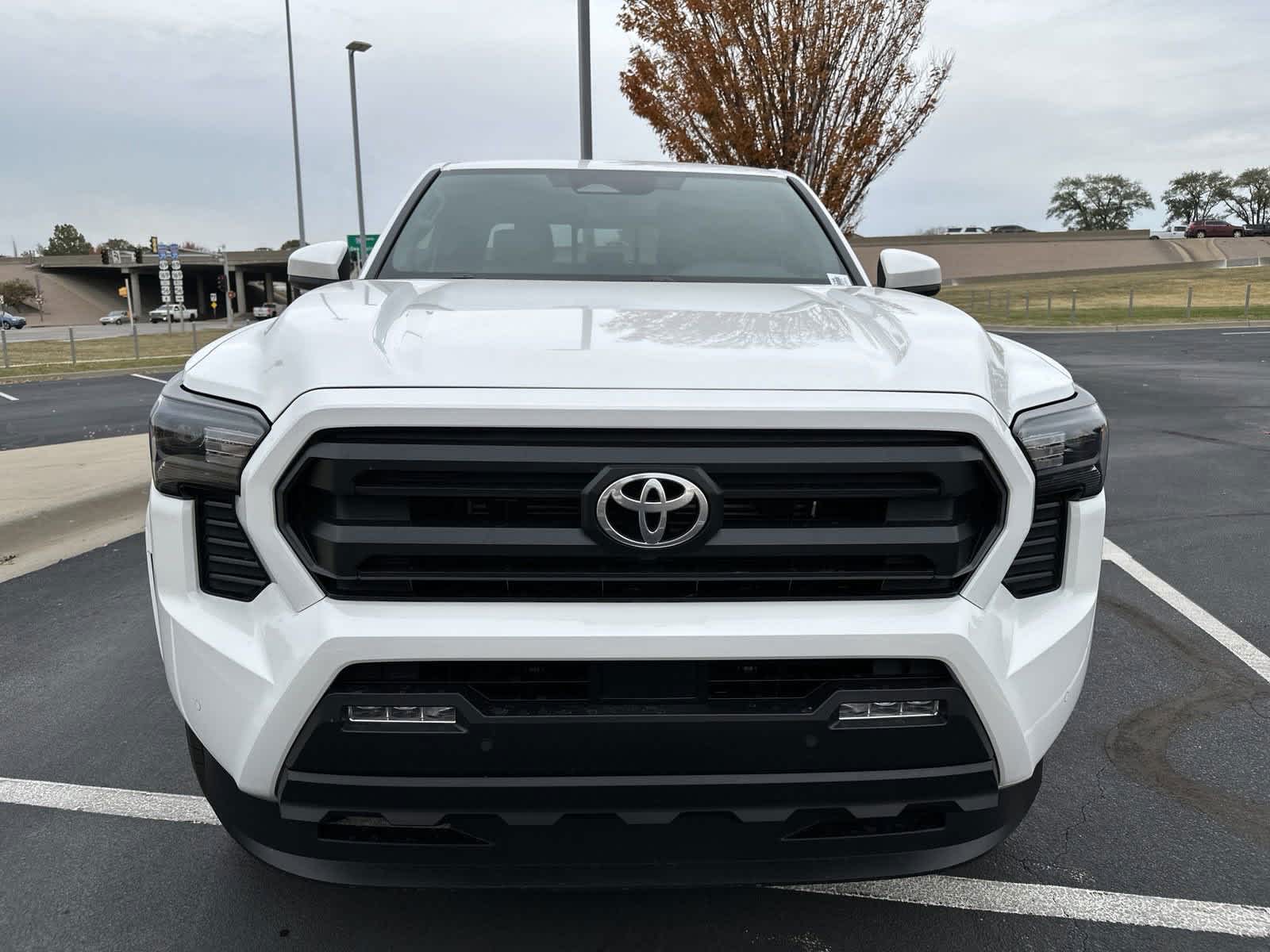 2024 Toyota Tacoma SR5 Double Cab 5 Bed AT 3