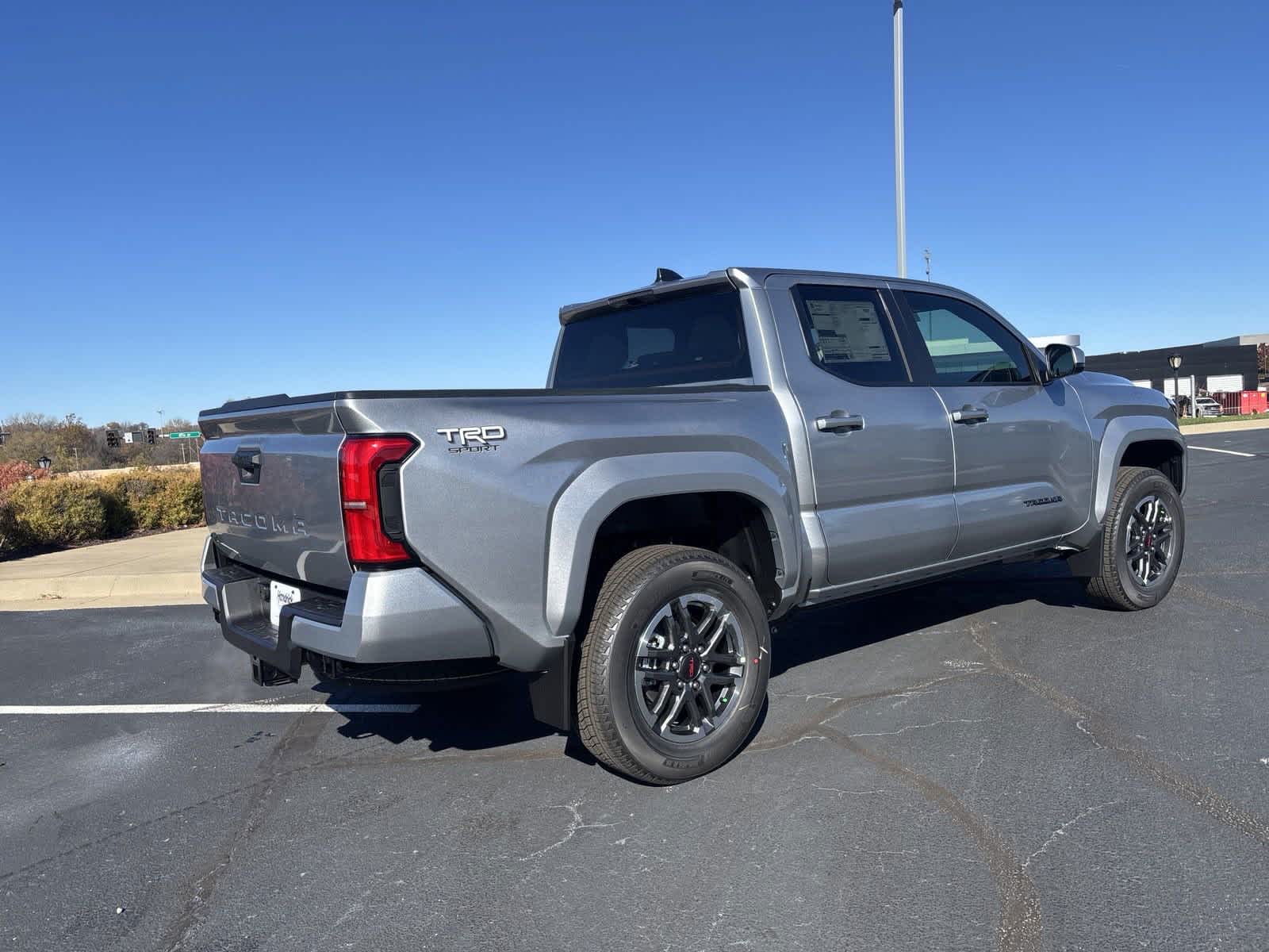 2024 Toyota Tacoma TRD Sport Double Cab 5 Bed AT 16