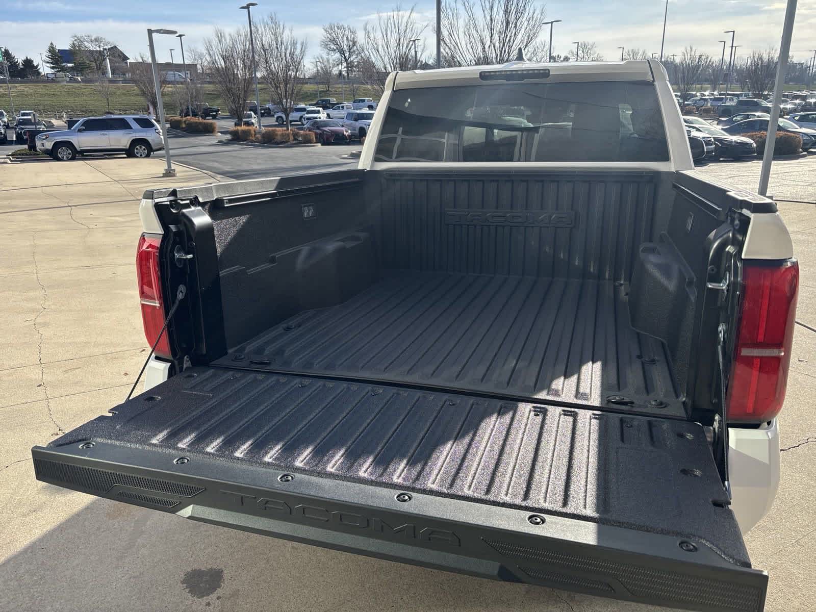 2024 Toyota Tacoma TRD Sport Double Cab 5 Bed AT 31