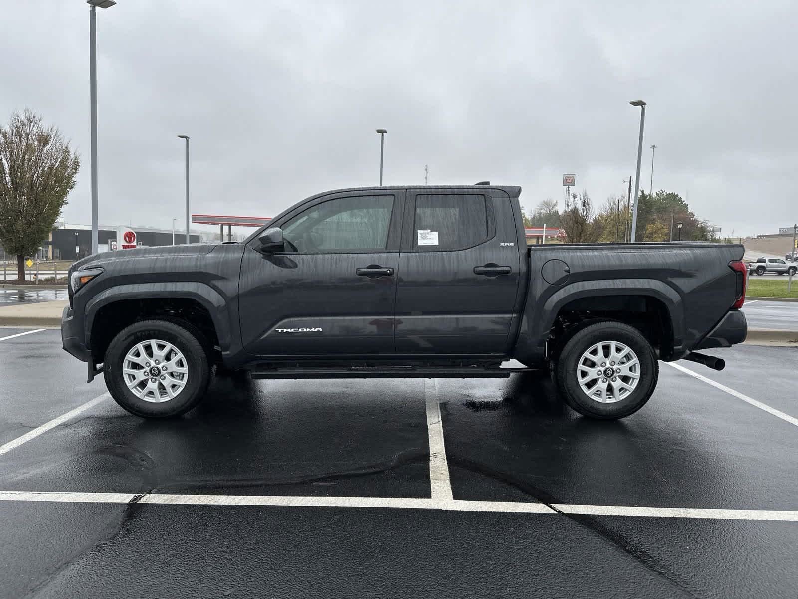 2024 Toyota Tacoma SR5 Double Cab 5 Bed AT 5