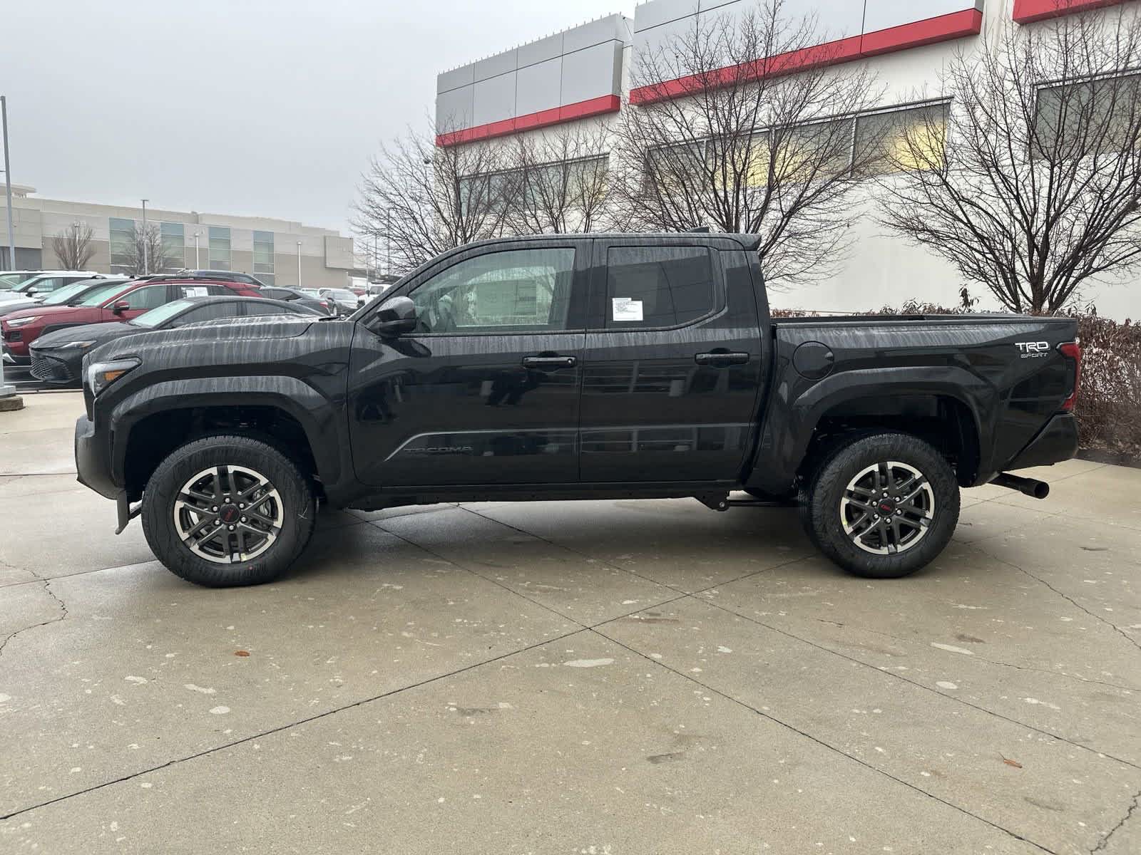 2025 Toyota Tacoma TRD Sport Double Cab 6 Bed AT 5