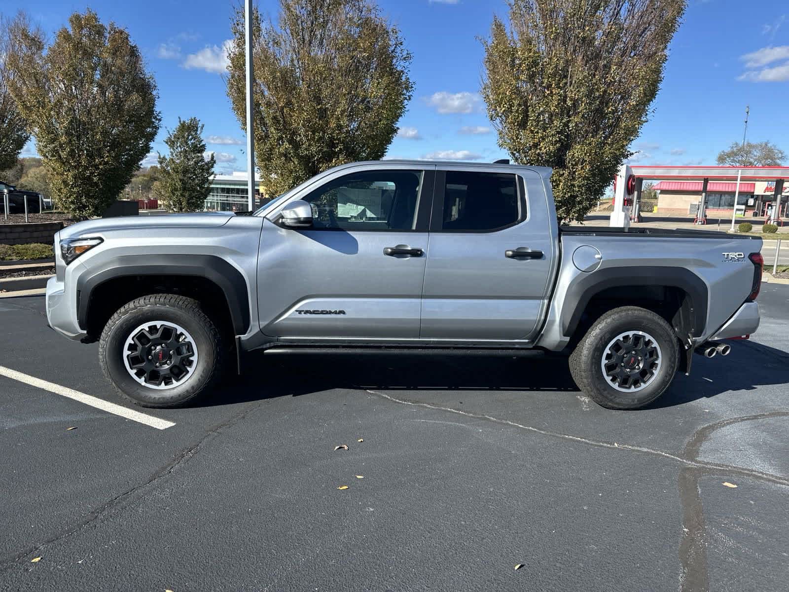 2024 Toyota Tacoma TRD Off Road Double Cab 5 Bed MT 5