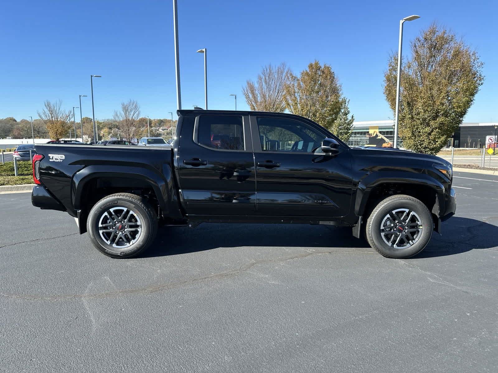 2024 Toyota Tacoma TRD Sport Double Cab 5 Bed MT 21