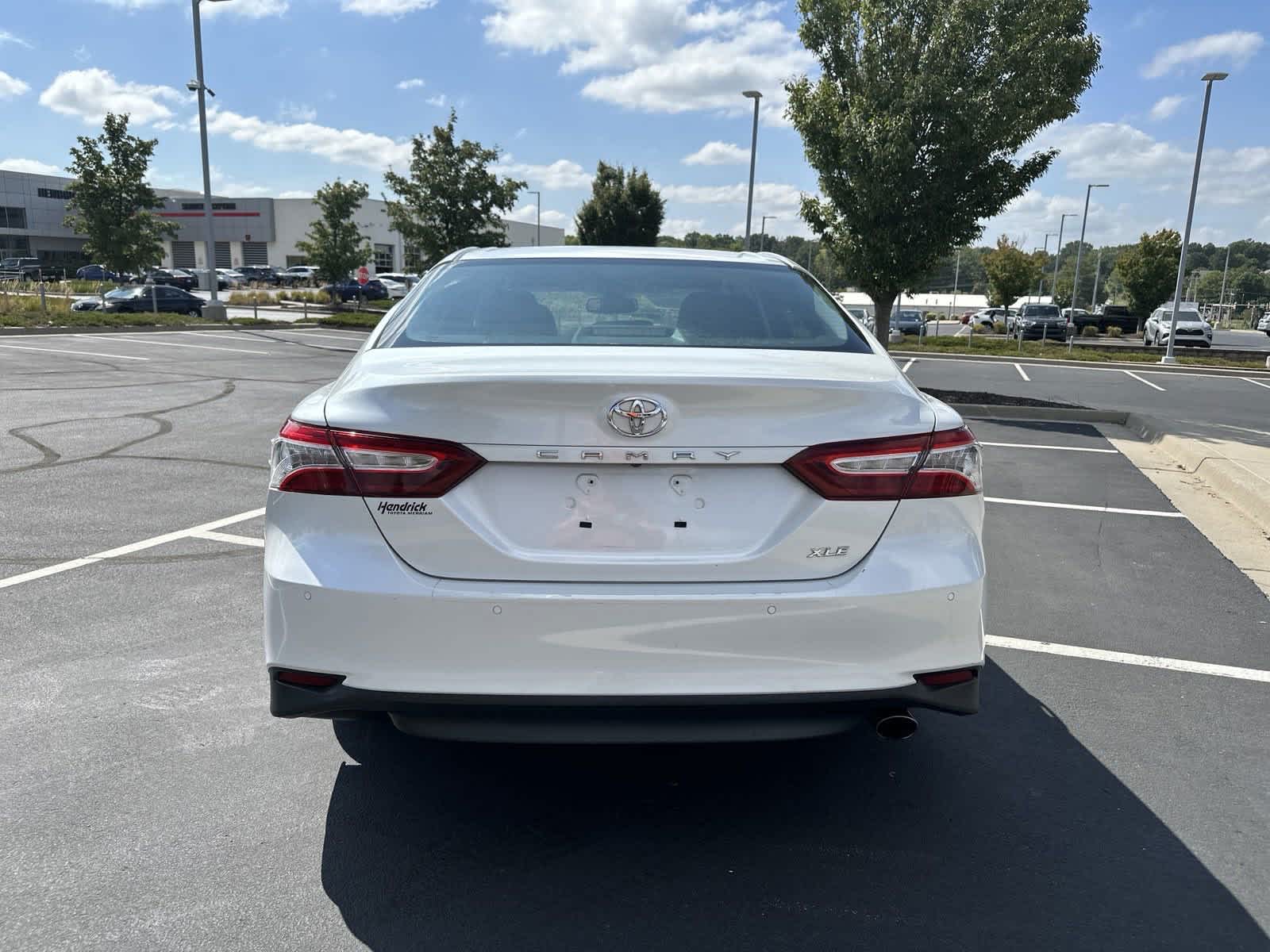 2018 Toyota Camry XLE 8