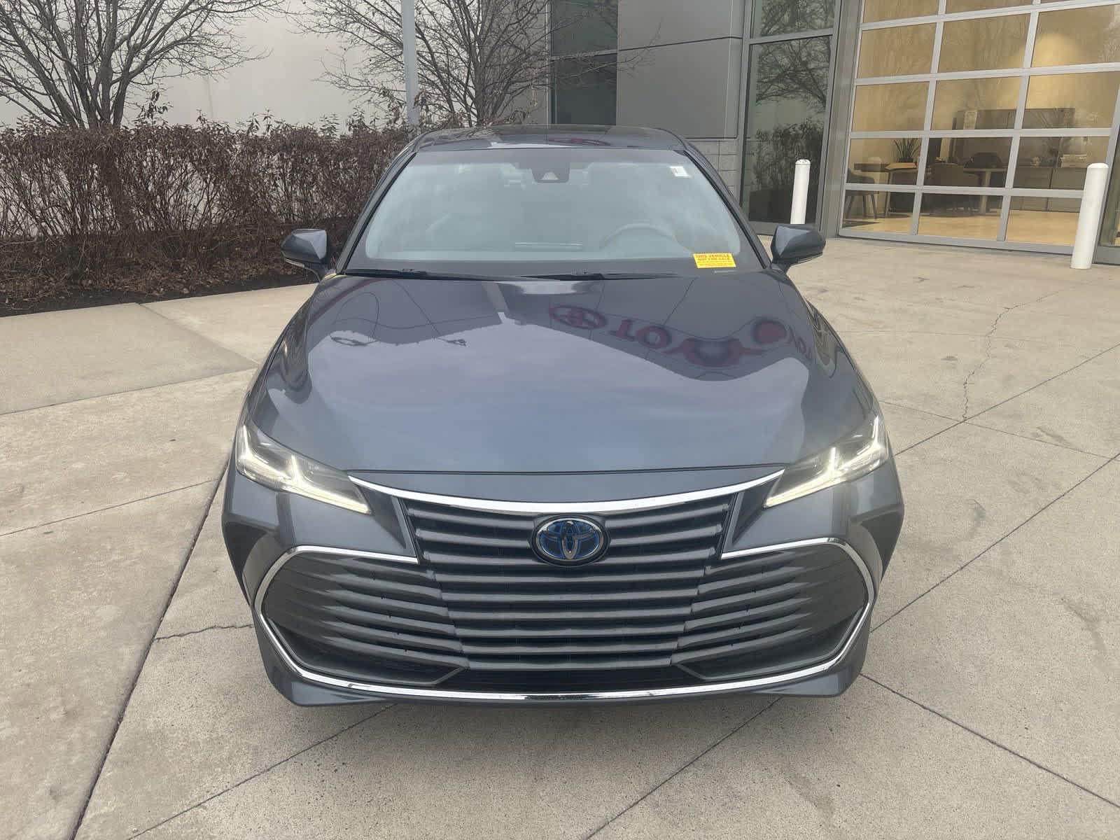 2020 Toyota Avalon Hybrid Limited 3