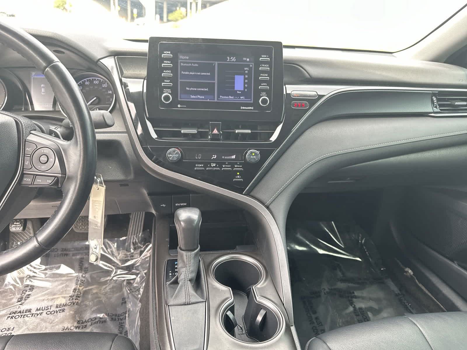 2021 Toyota Camry SE 28