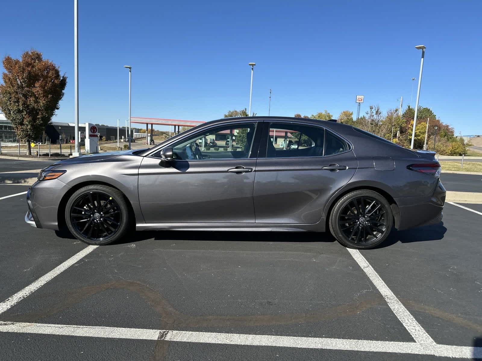 2022 Toyota Camry XSE 6