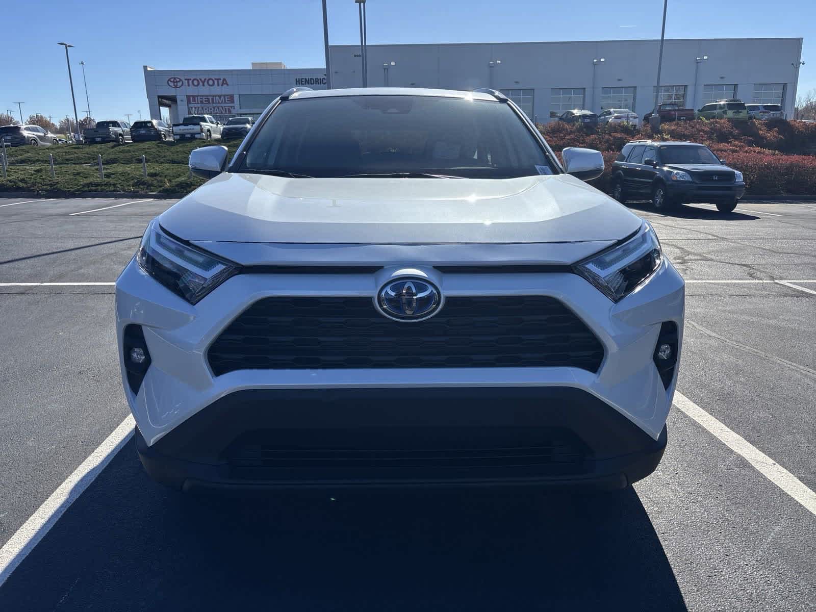 2024 Toyota RAV4 Hybrid XLE Premium 3