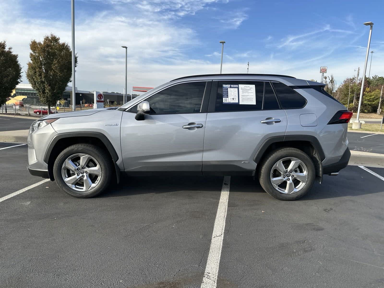 2021 Toyota RAV4 Hybrid Limited 6