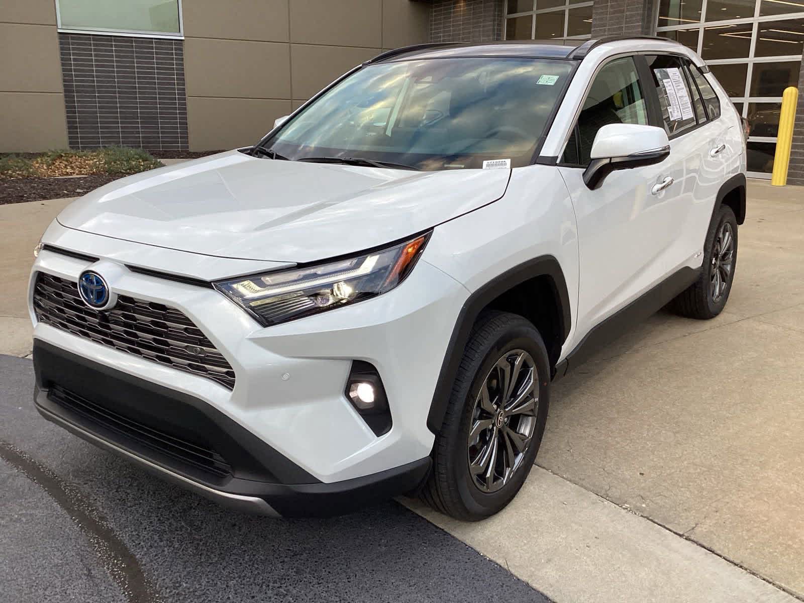 2024 Toyota RAV4 Hybrid Limited 4