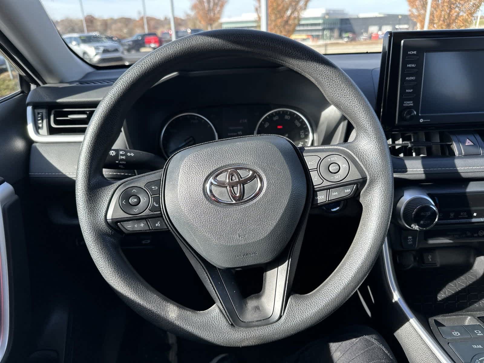 2022 Toyota RAV4 Hybrid XLE 17