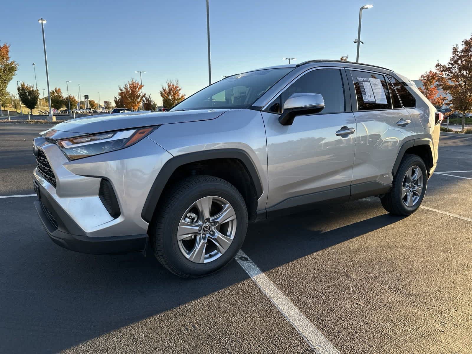 2024 Toyota RAV4 Hybrid XLE 4