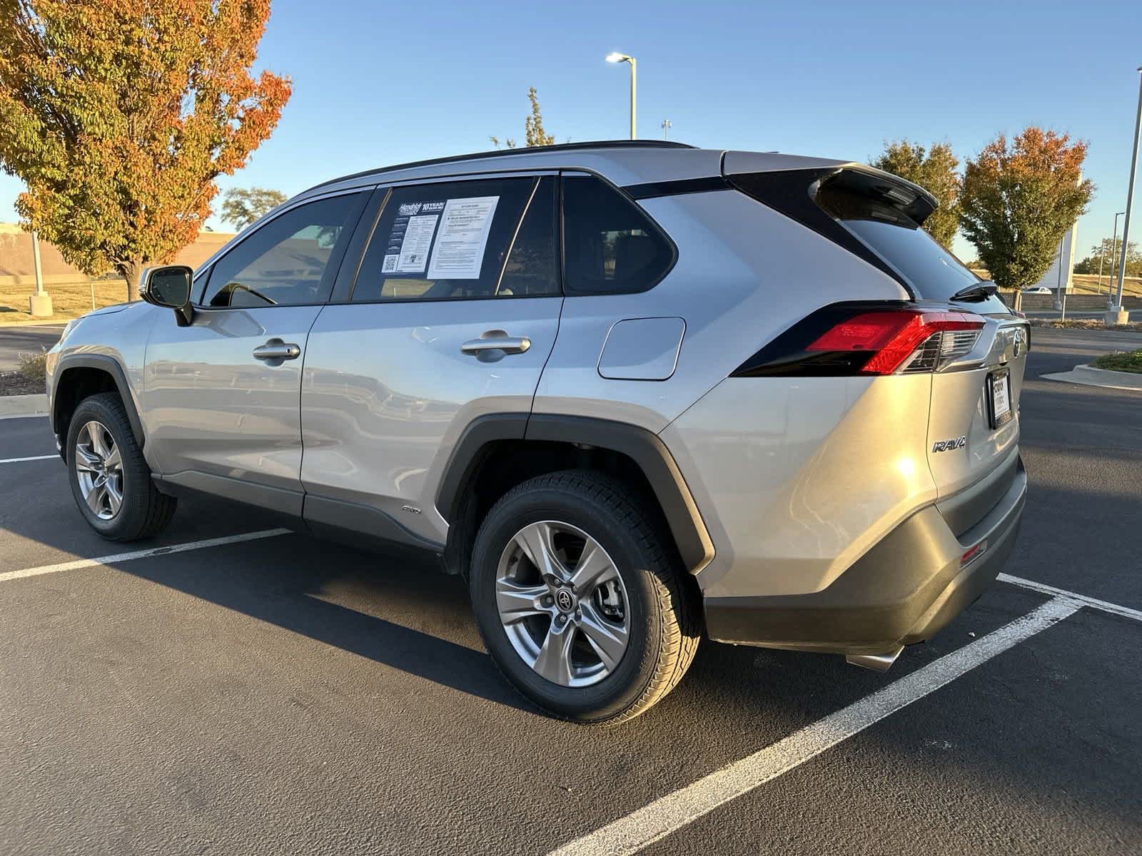 2024 Toyota RAV4 Hybrid XLE 7