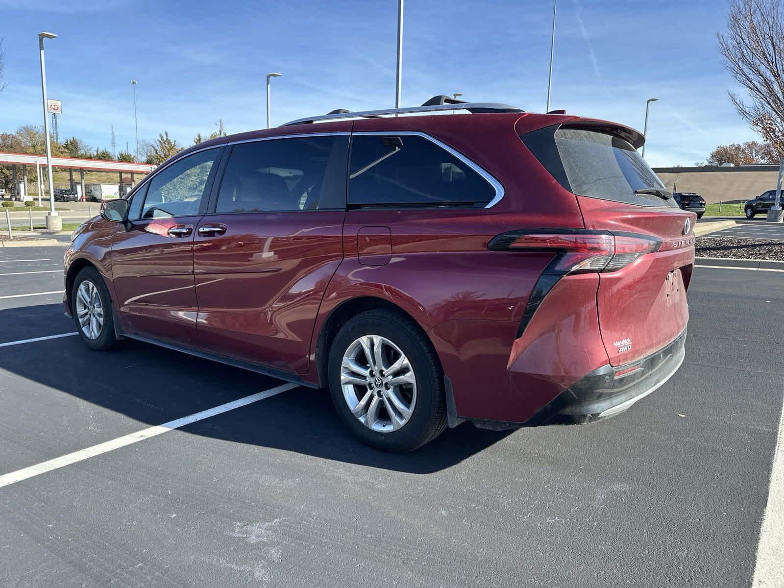 2022 Toyota Sienna Platinum 11