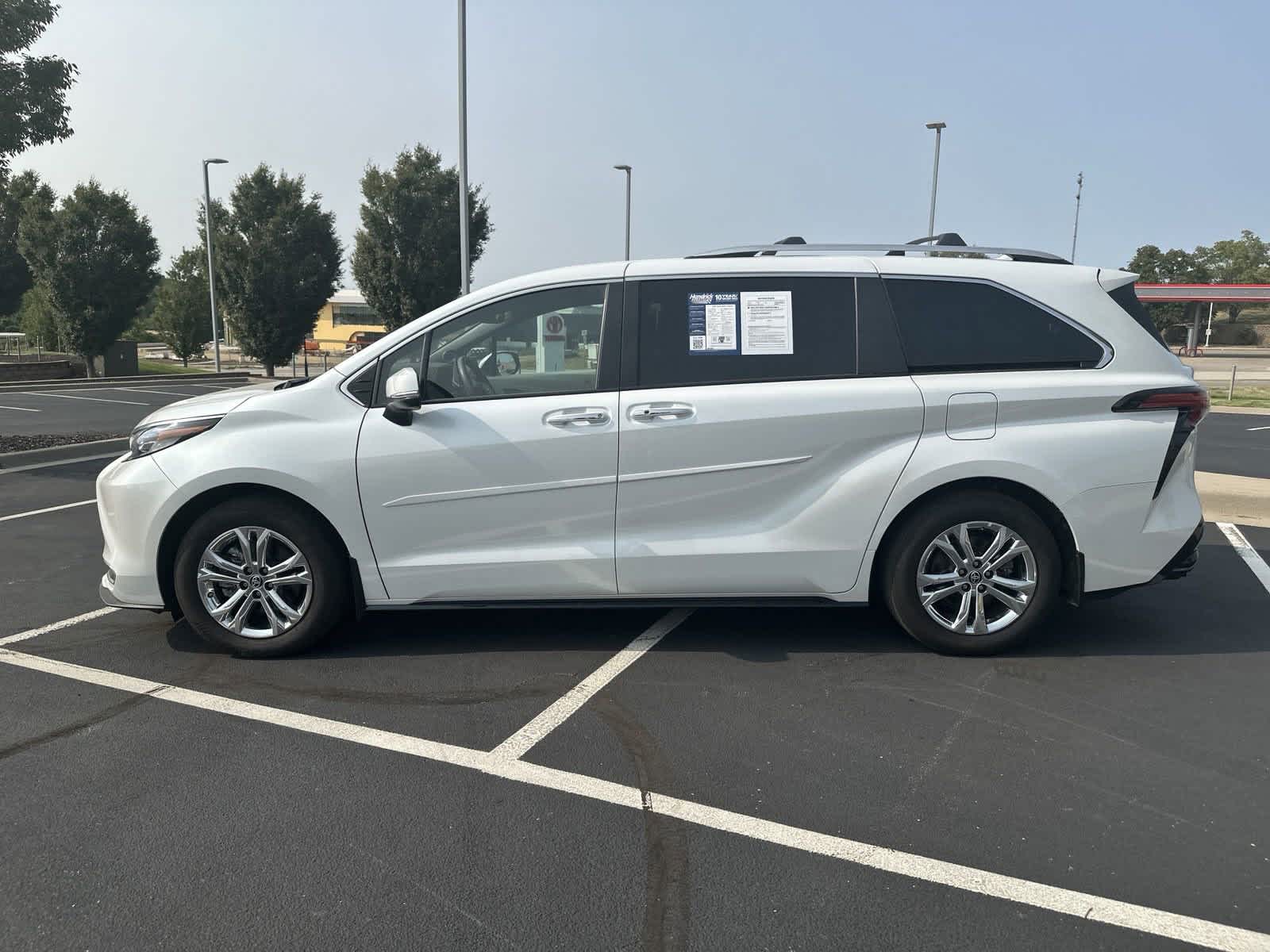 2022 Toyota Sienna Platinum 6