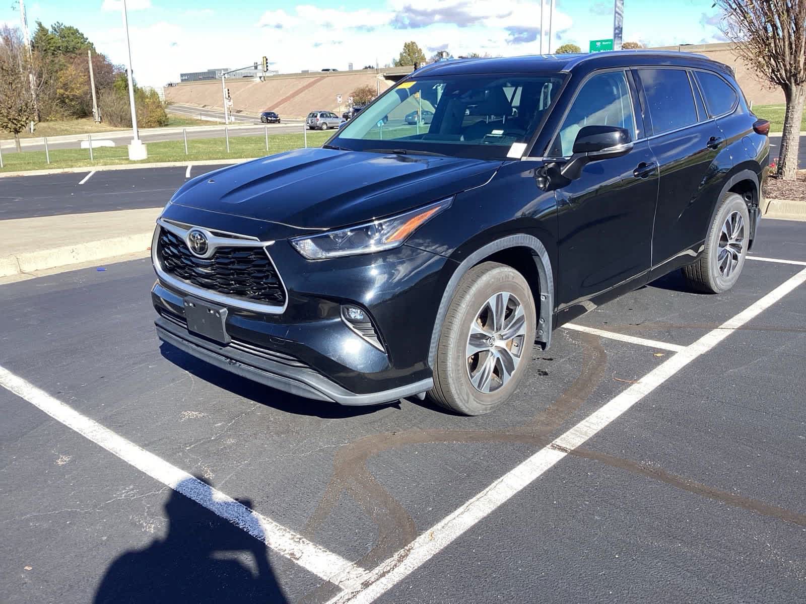 2021 Toyota Highlander XLE 4