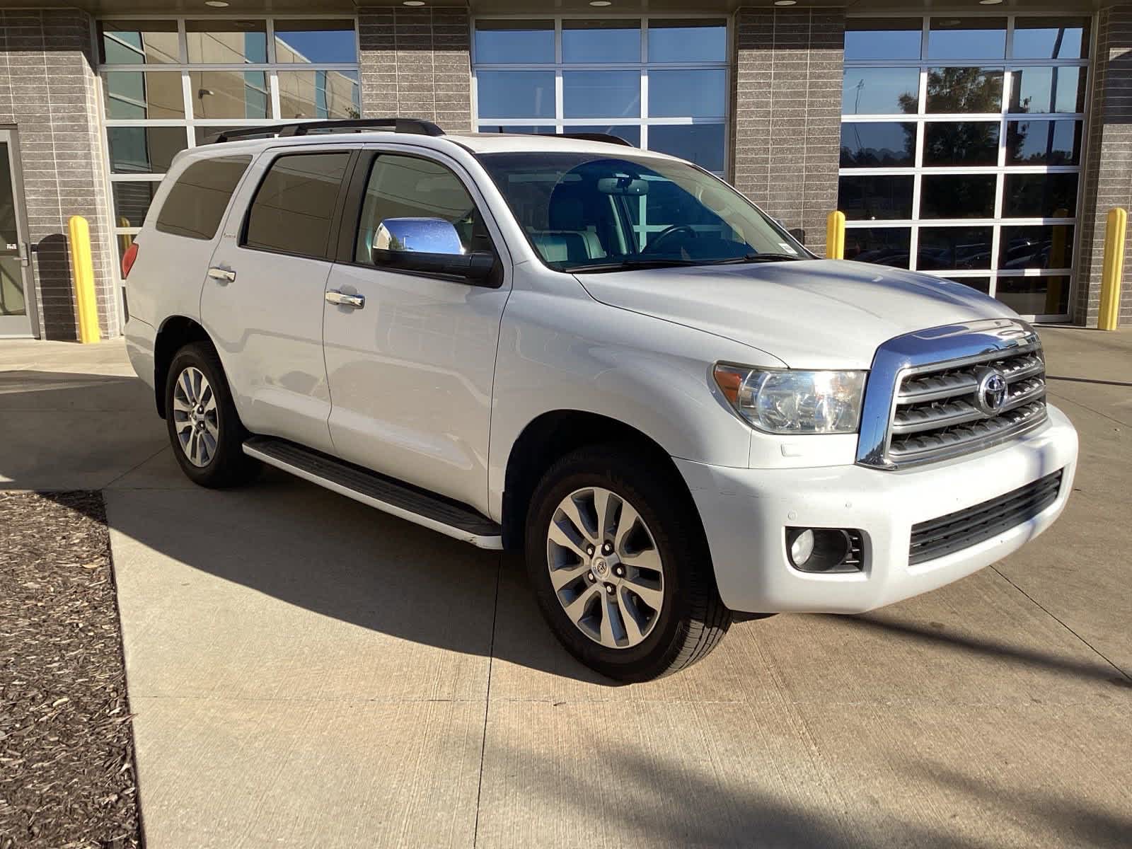 2016 Toyota Sequoia Limited 2