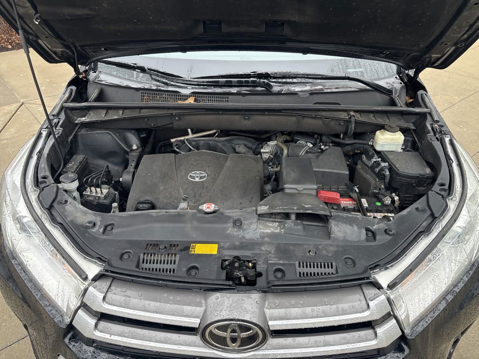 2018 Toyota Highlander XLE 34