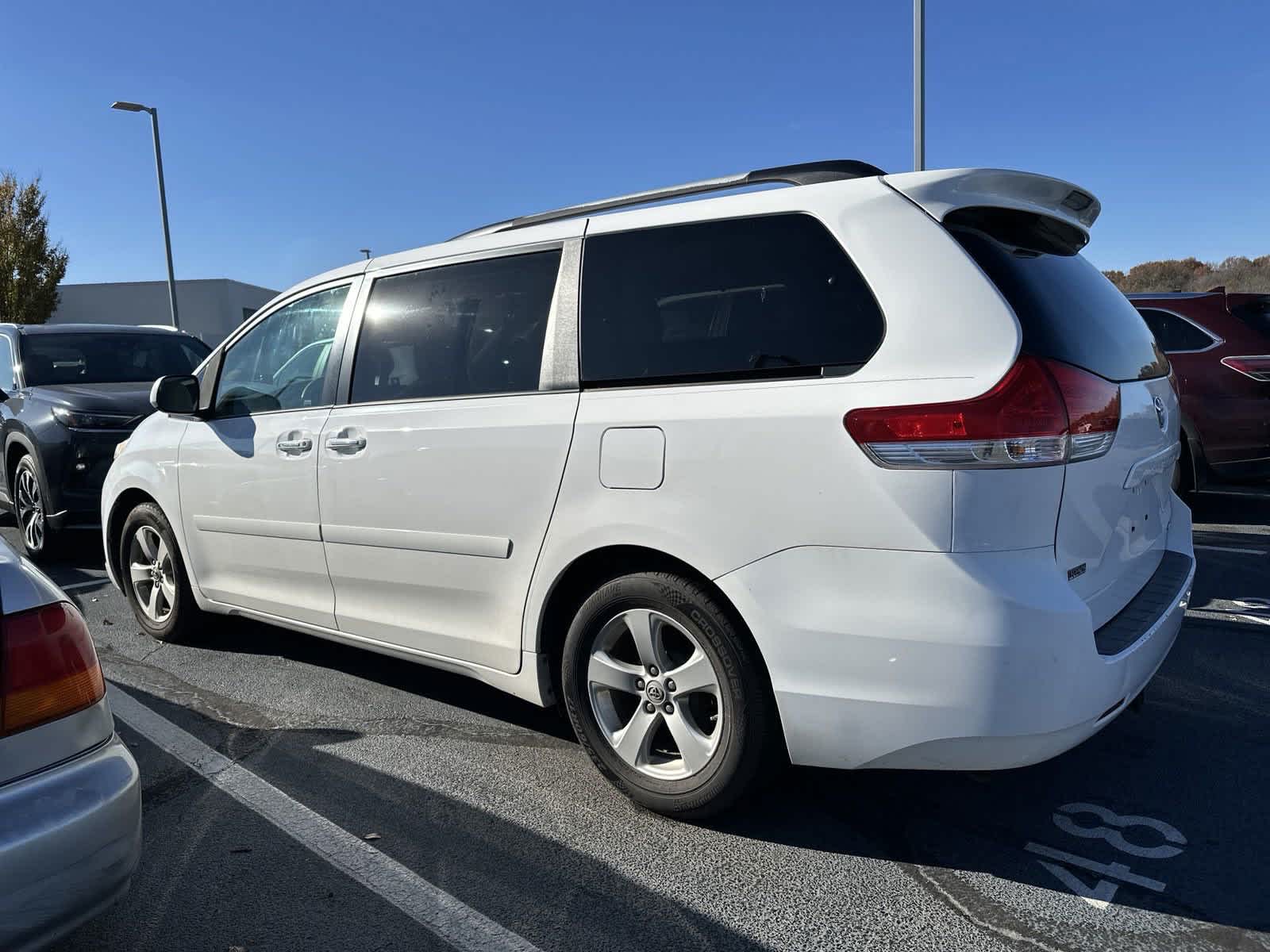 2013 Toyota Sienna LE 7