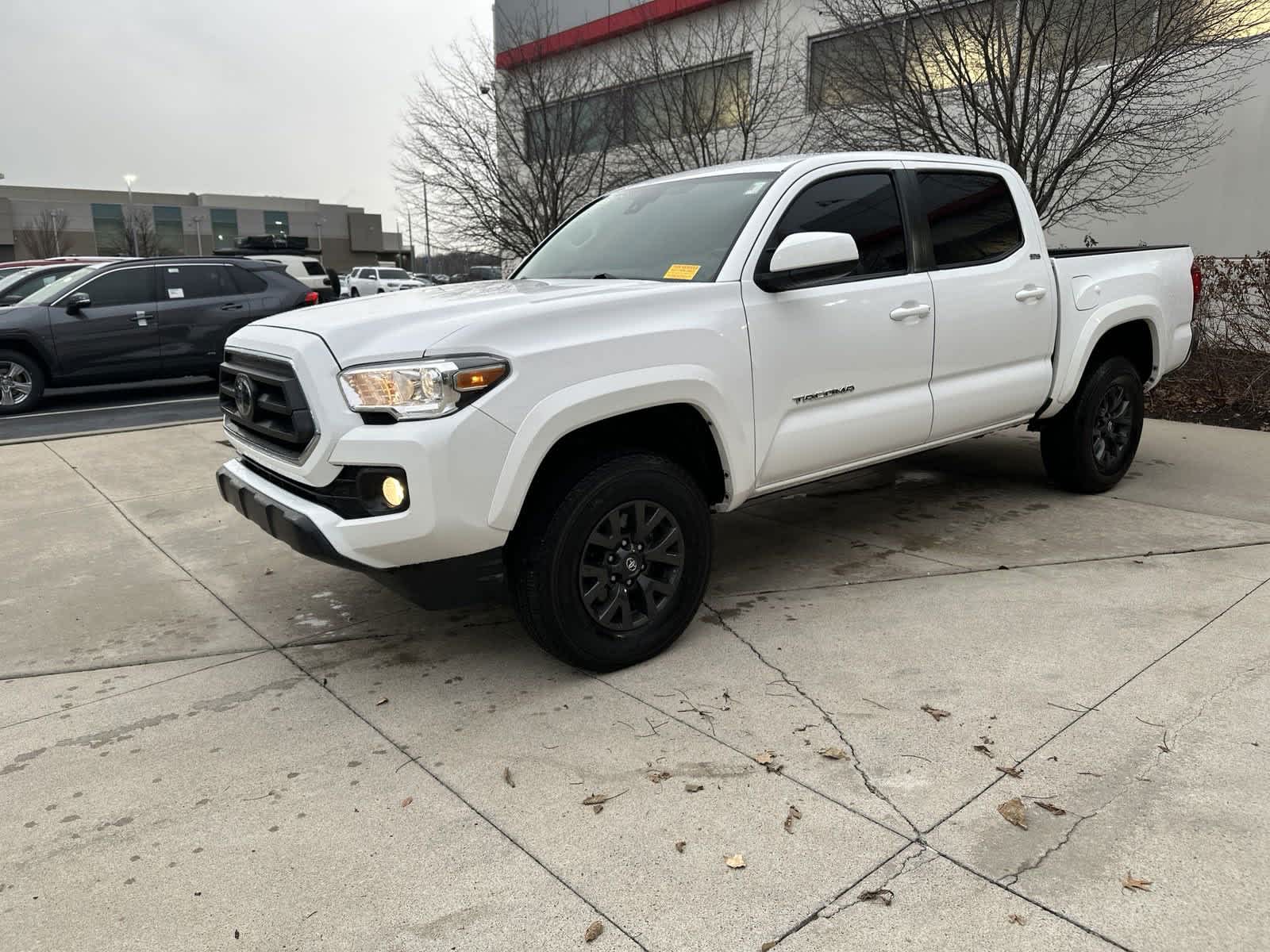 2021 Toyota Tacoma SR5 3