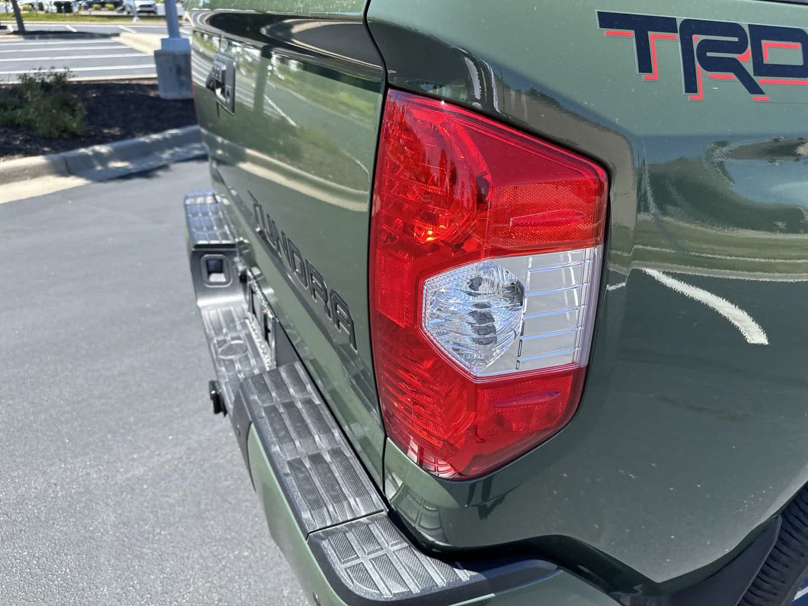 2021 Toyota Tundra Limited CrewMax 5.5 Bed 5.7L 32