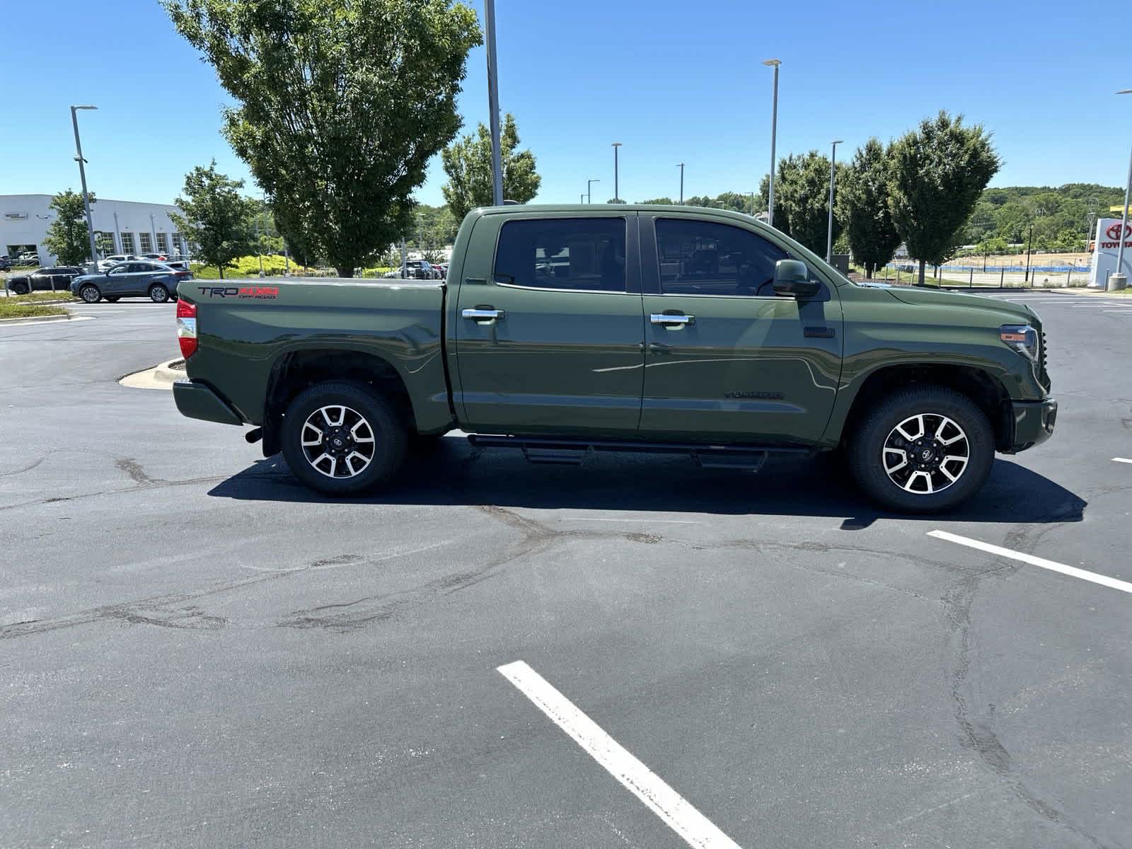 2021 Toyota Tundra Limited CrewMax 5.5 Bed 5.7L 10