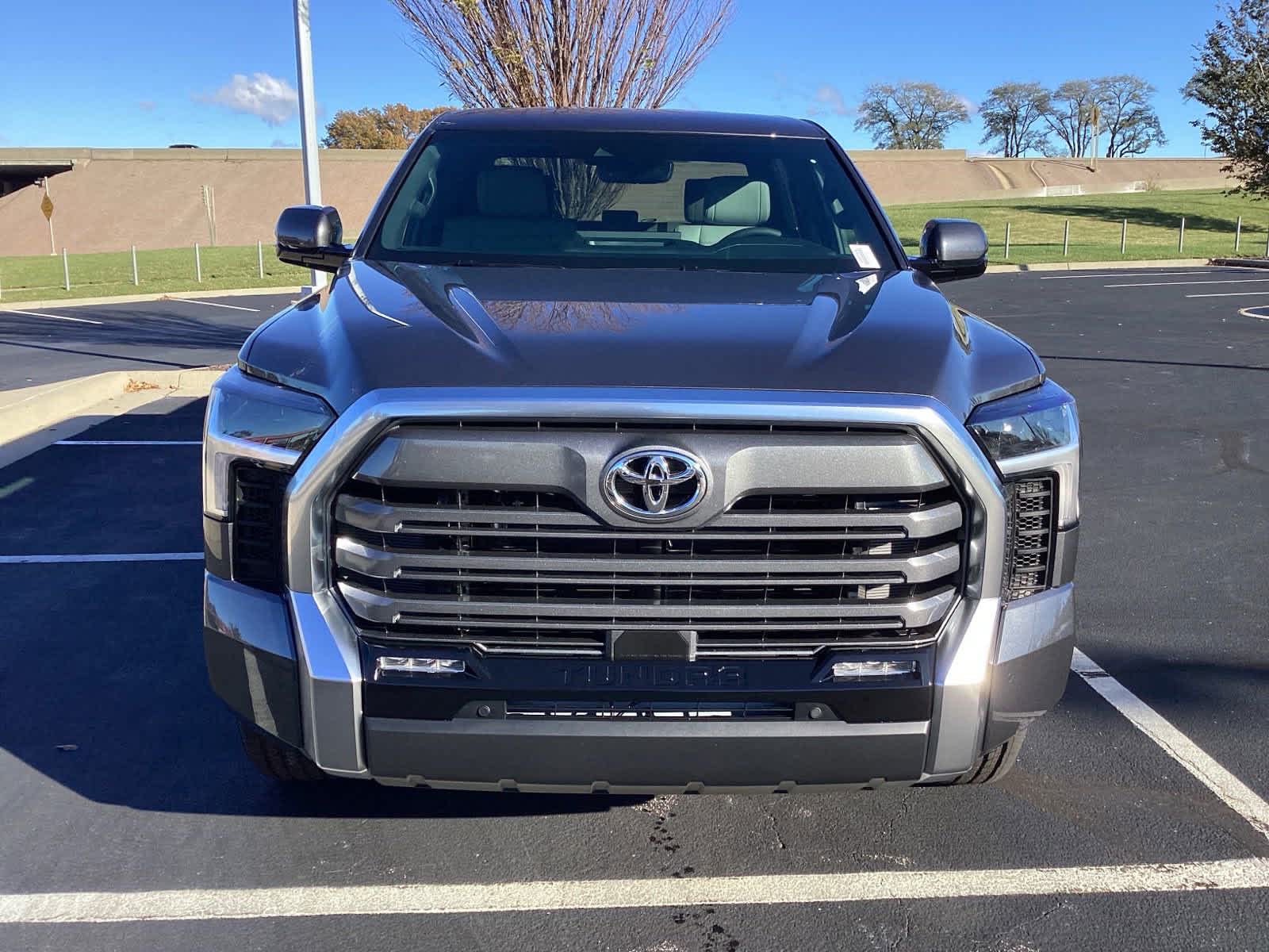 2025 Toyota Tundra Limited CrewMax 5.5 Bed 3