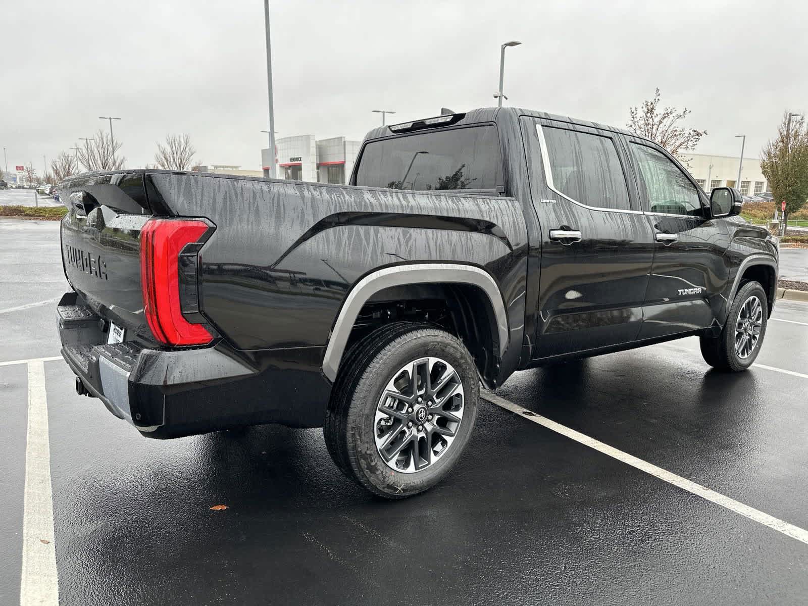 2025 Toyota Tundra Limited CrewMax 5.5 Bed 8