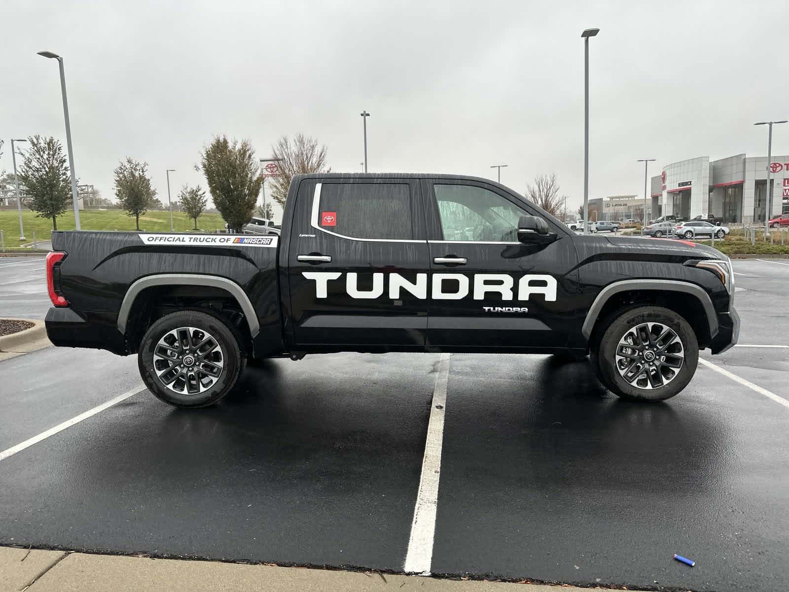 2024 Toyota Tundra Limited CrewMax 5.5 Bed 9