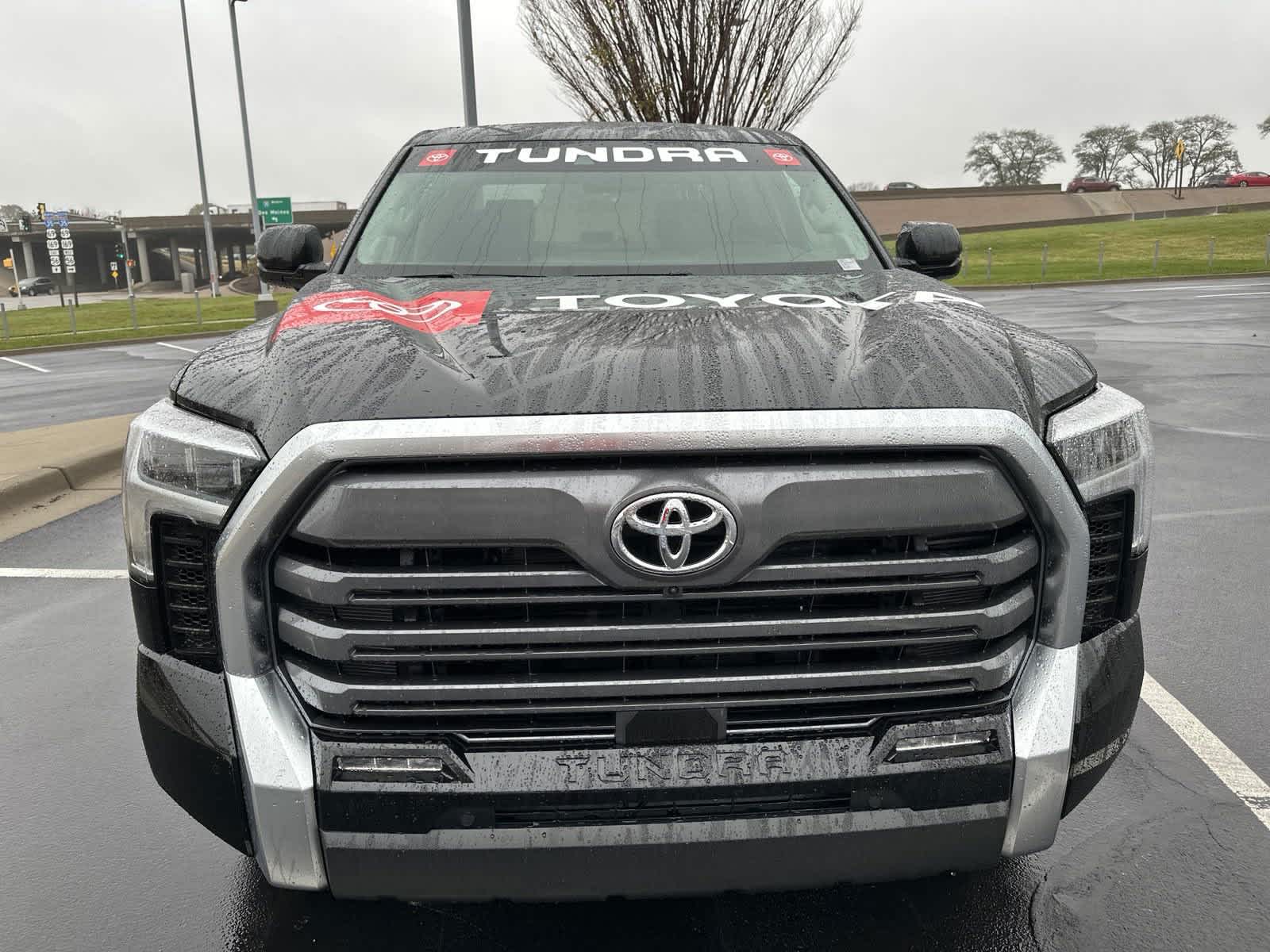 2024 Toyota Tundra Limited CrewMax 5.5 Bed 3