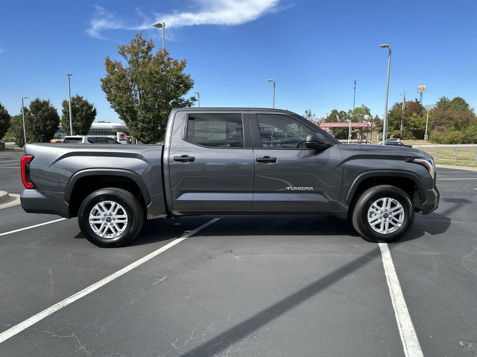 2024 Toyota Tundra SR5 CrewMax 5.5 Bed 10