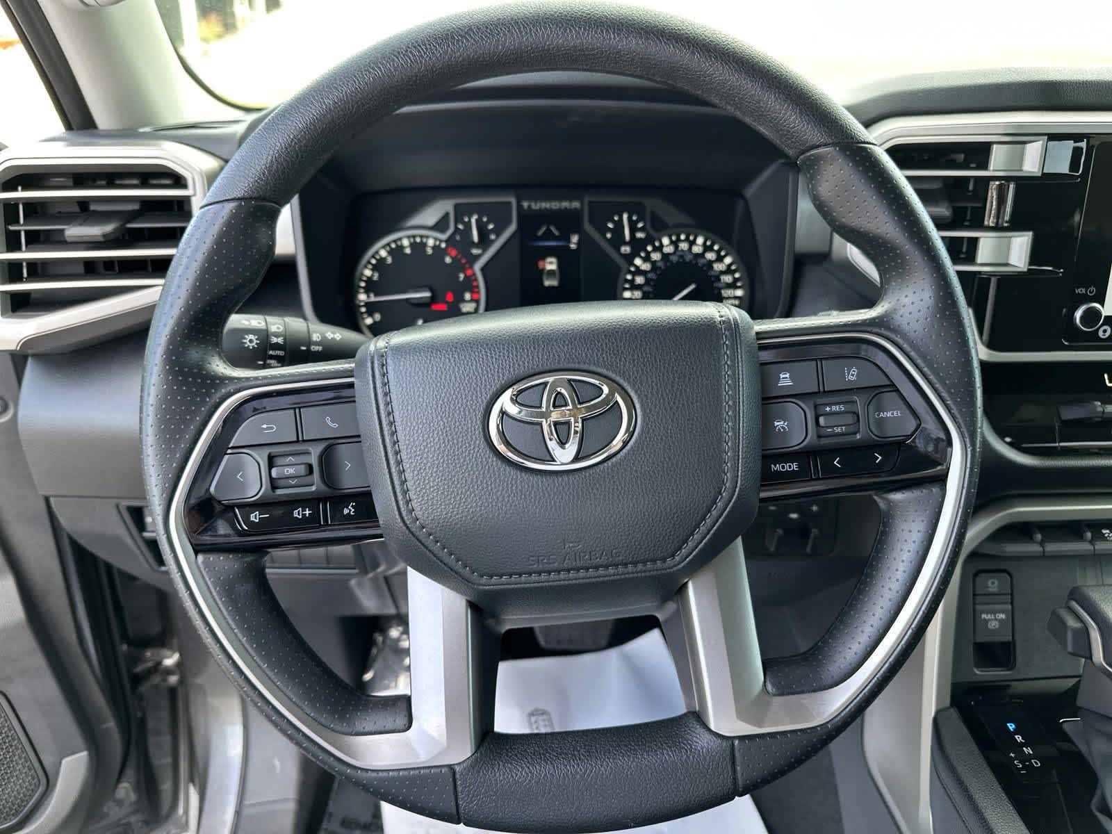 2024 Toyota Tundra SR5 CrewMax 5.5 Bed 17