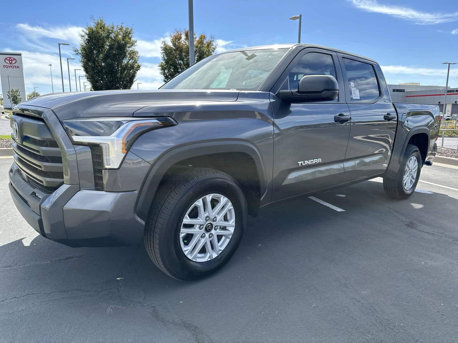 2024 Toyota Tundra SR5 CrewMax 5.5 Bed 4