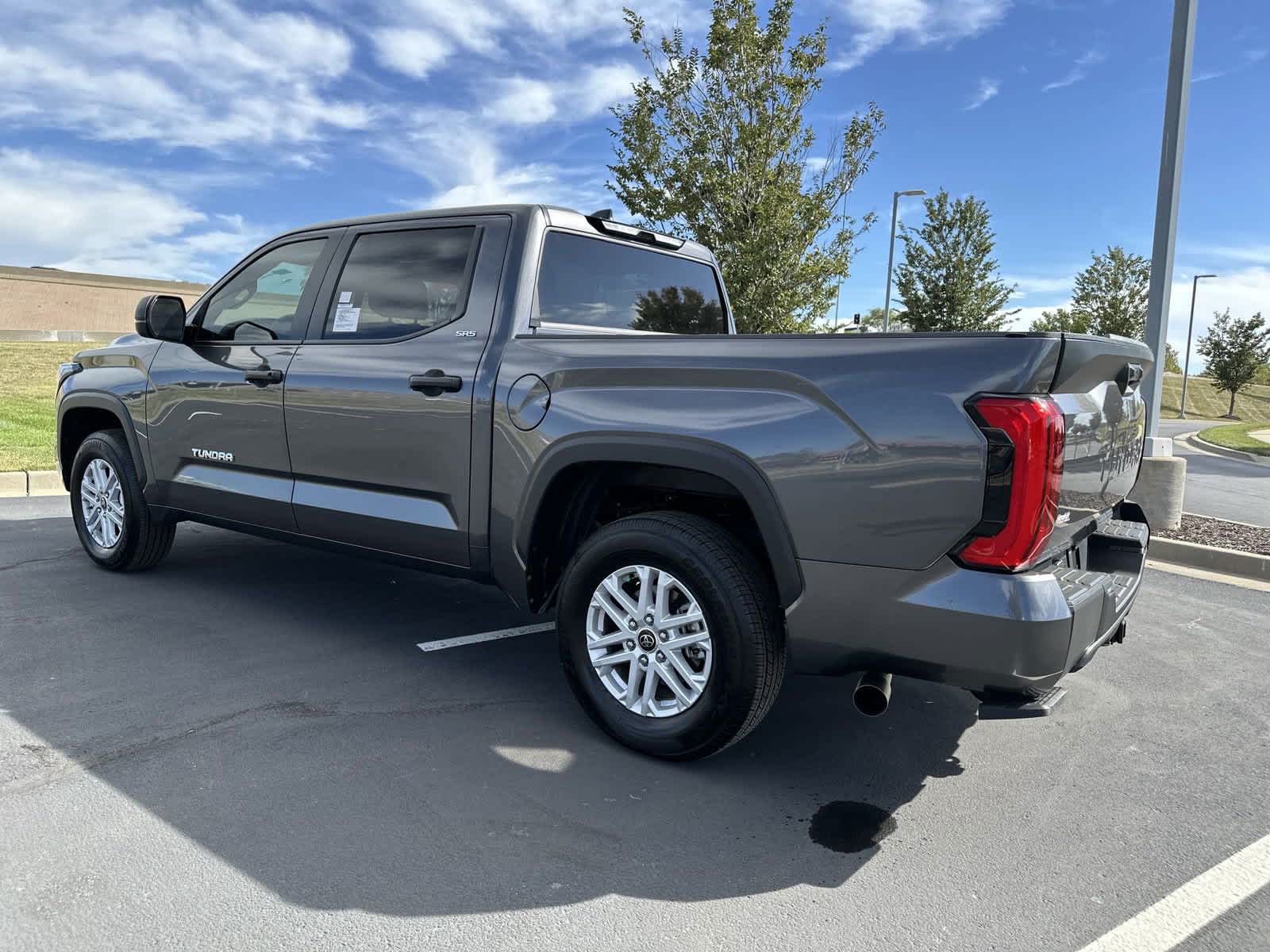 2024 Toyota Tundra SR5 CrewMax 5.5 Bed 7