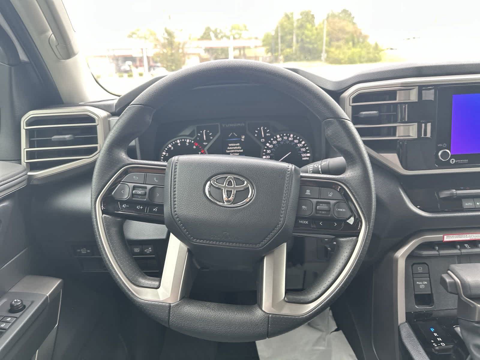 2024 Toyota Tundra SR5 CrewMax 5.5 Bed 18