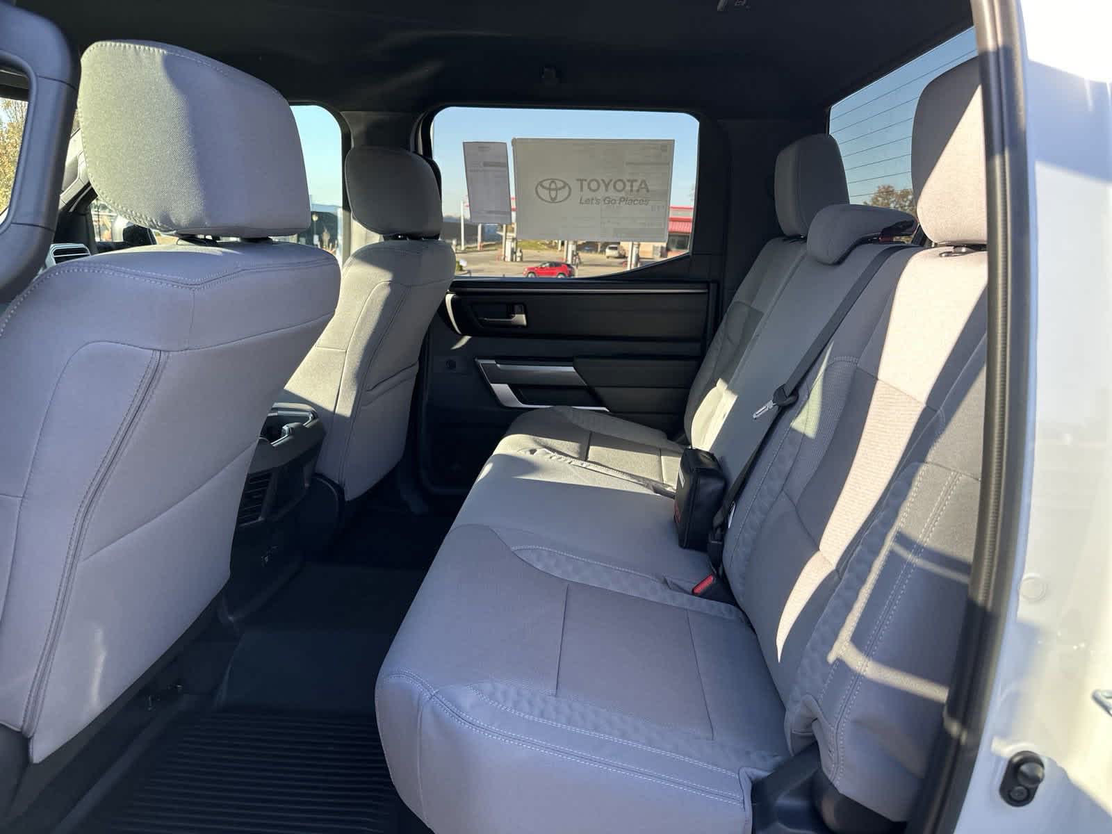 2025 Toyota Tundra SR5 CrewMax 5.5 Bed 30