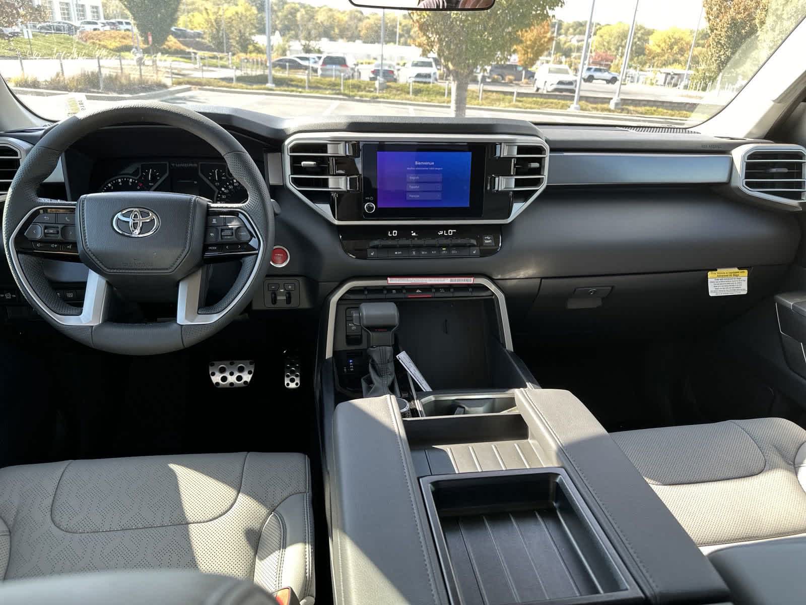 2024 Toyota Tundra SR5 CrewMax 5.5 Bed 17