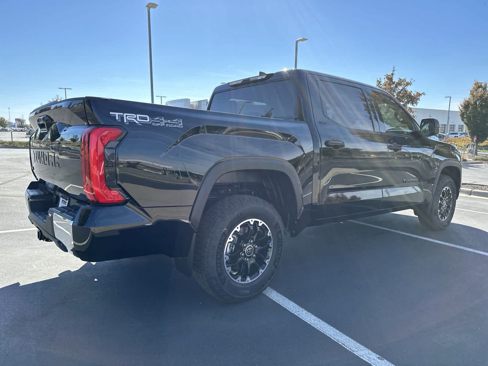 2024 Toyota Tundra SR5 CrewMax 5.5 Bed 8