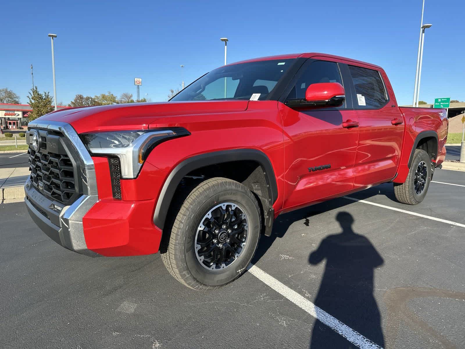 2025 Toyota Tundra SR5 CrewMax 5.5 Bed 4