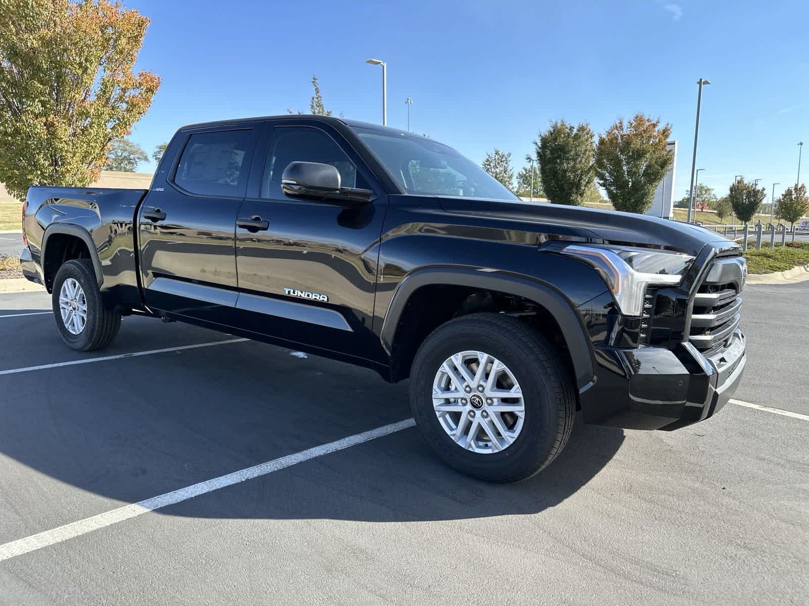 2024 Toyota Tundra SR5 CrewMax 6.5 Bed 2