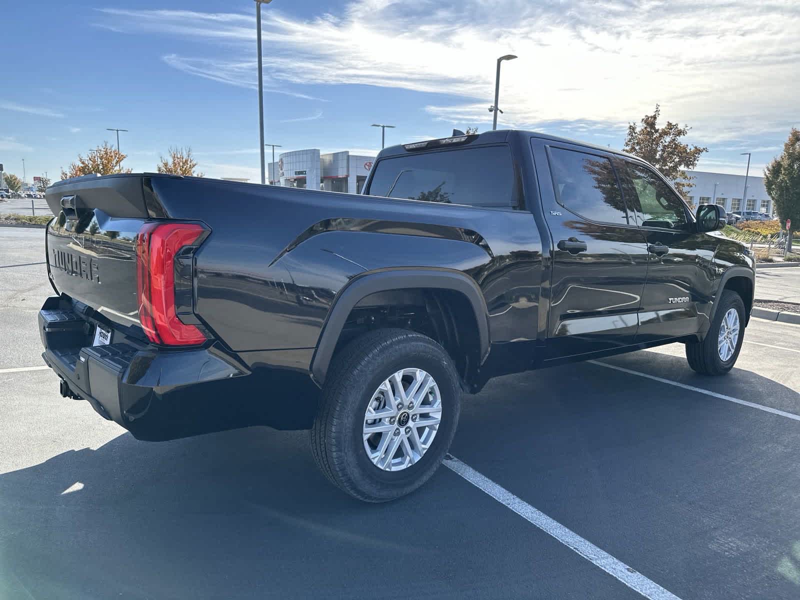 2024 Toyota Tundra SR5 CrewMax 6.5 Bed 8