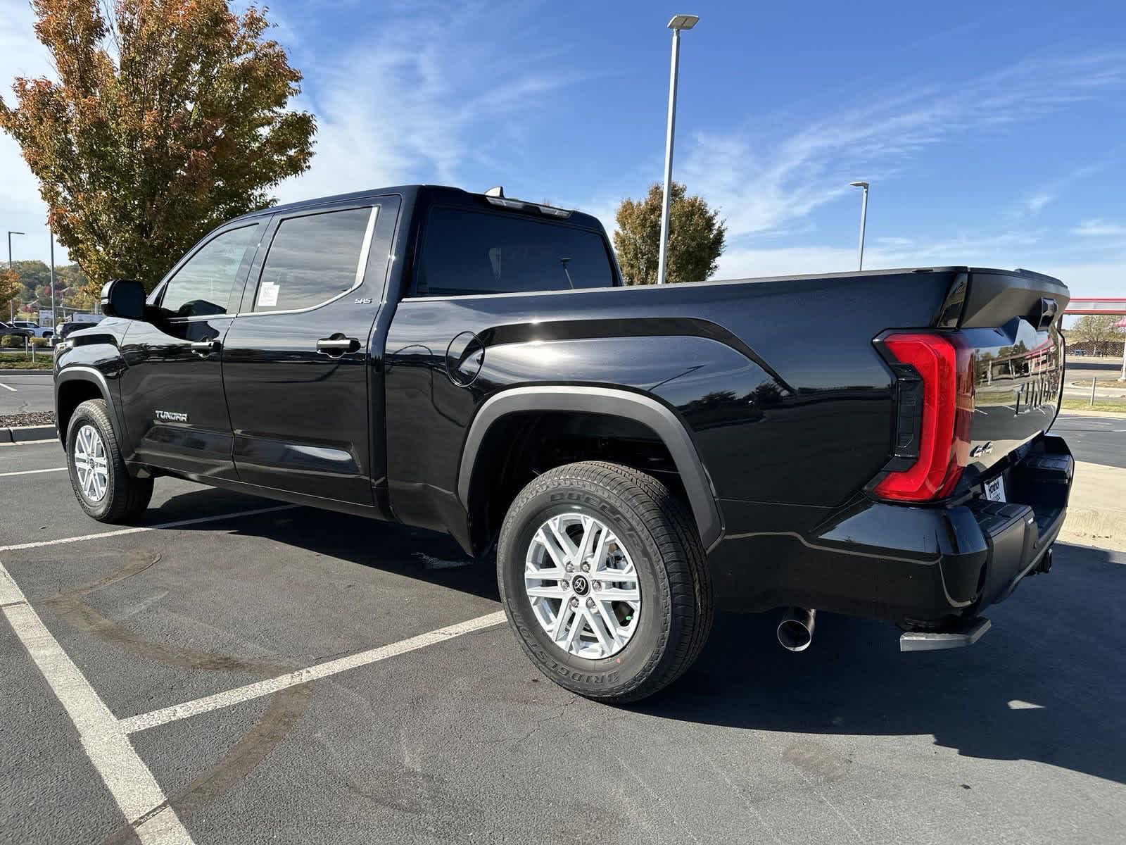 2024 Toyota Tundra SR5 CrewMax 6.5 Bed 6