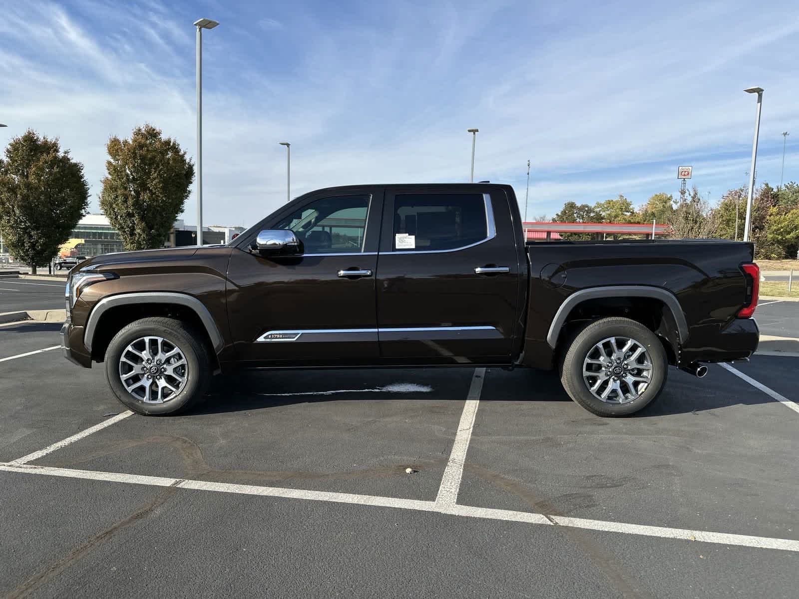 2025 Toyota Tundra 1794 Edition CrewMax 5.5 Bed 5