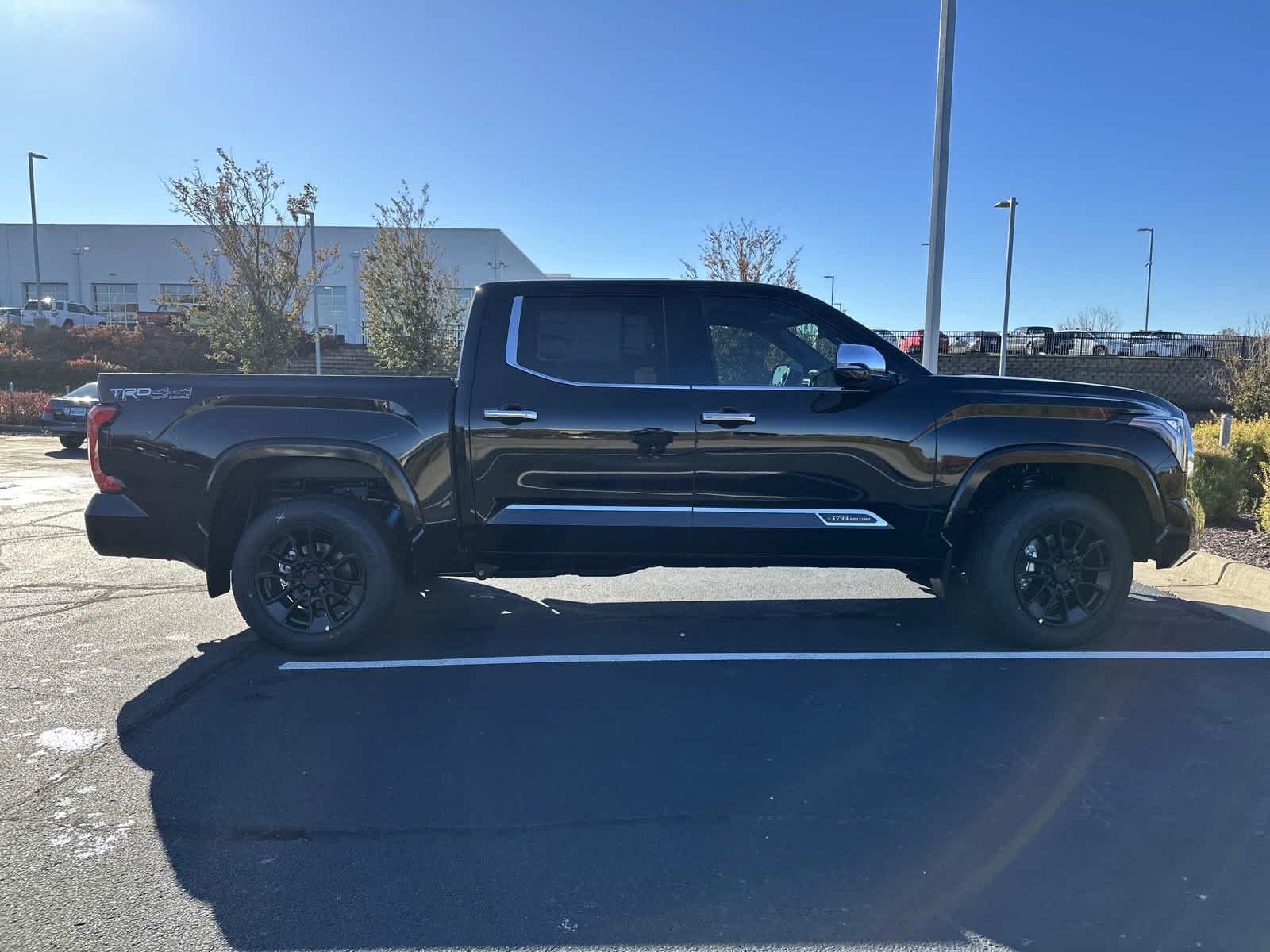 2025 Toyota Tundra 1794 Edition CrewMax 5.5 Bed 9