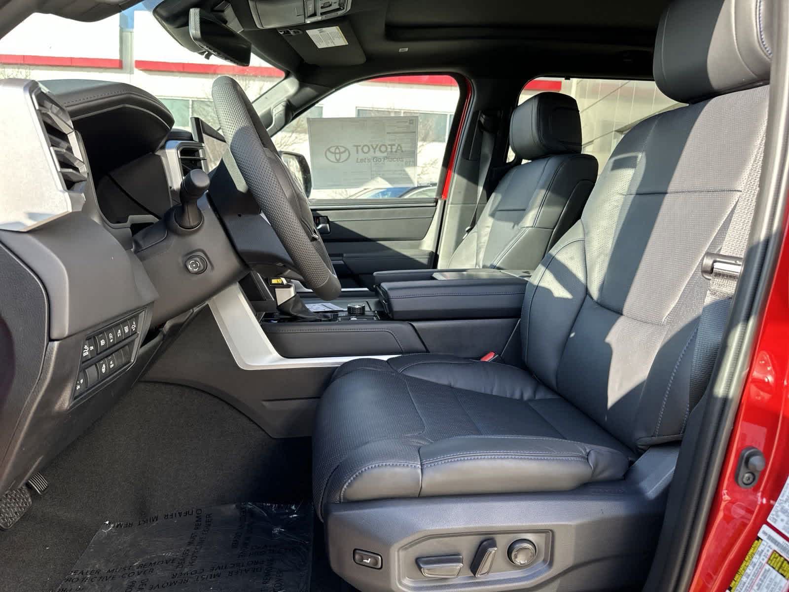 2025 Toyota Tundra Platinum CrewMax 6.5 Bed 14