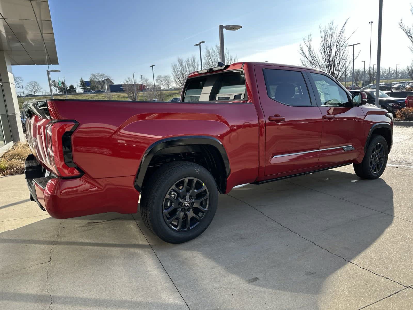 2025 Toyota Tundra Platinum CrewMax 6.5 Bed 8